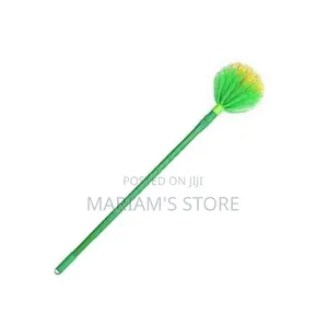 Ceiling Cobweb Duster, Featuring a Long Yellow Bristters.
