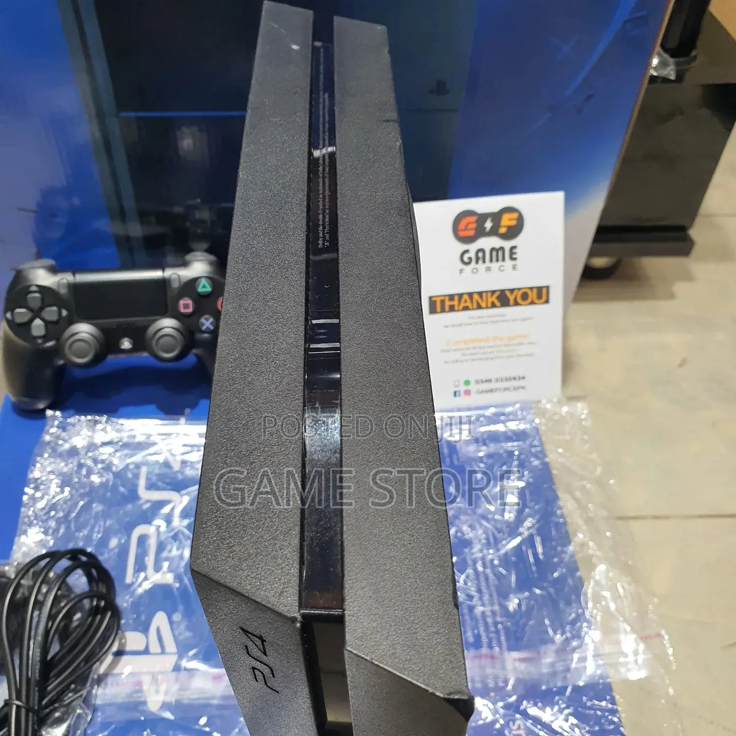 Ps4 Standard , 12 Games 2 Pads: Fast, Reliable, and Super Smooth.