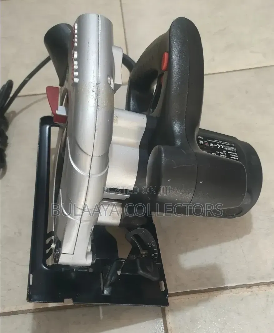 Uk Used Skil 1250w Circular Saw.