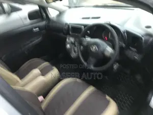 Toyota Wish 2007 Silver