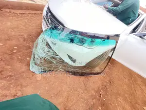 Mark X Windscreen Glass