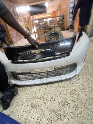 Harrier Hybrid 2013-Bumper Grill