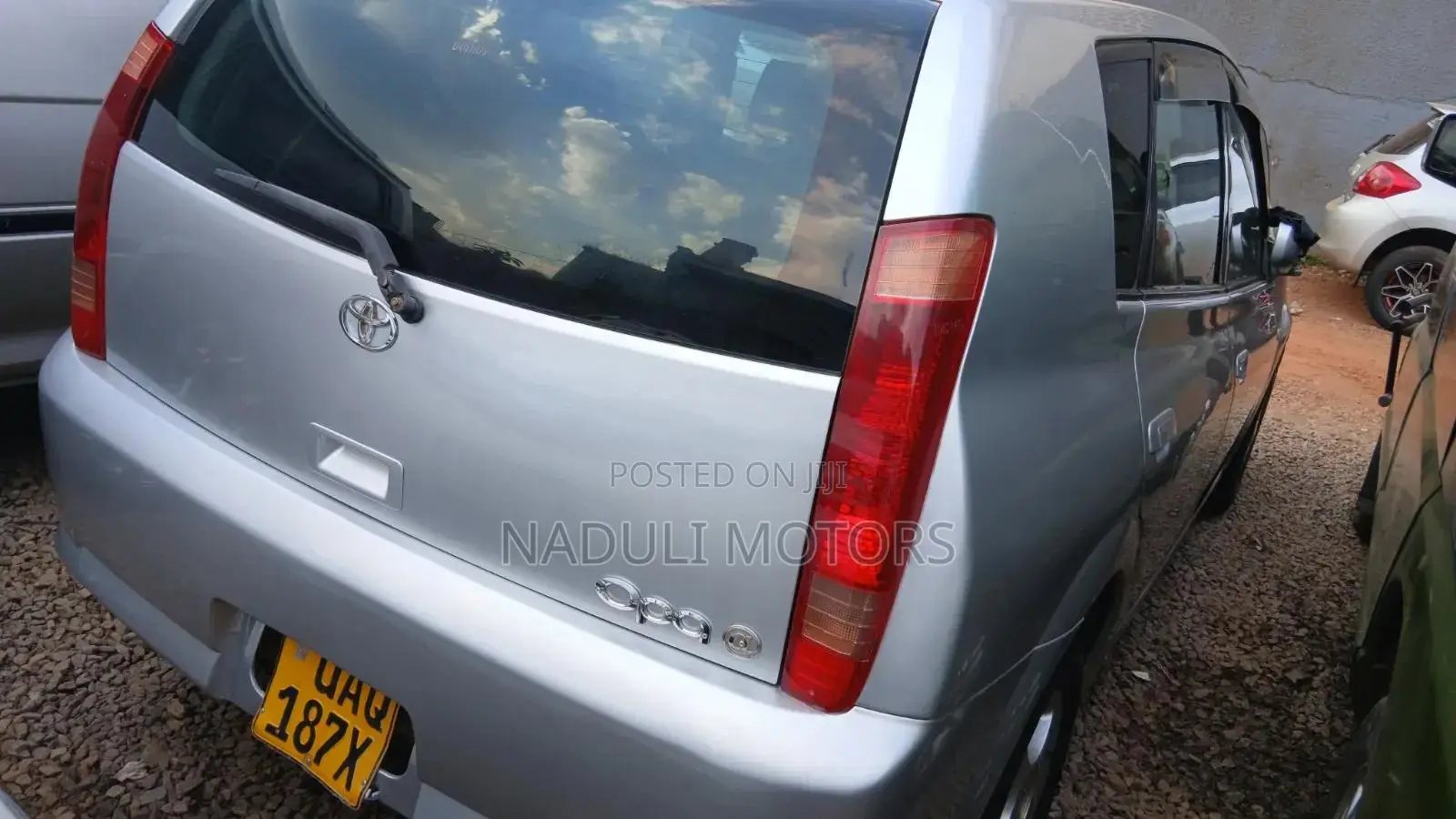 Toyota Opa 2003 Silver