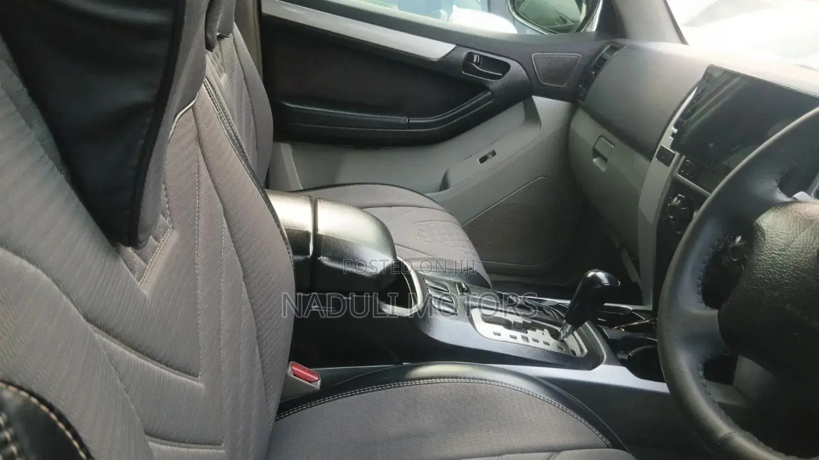 Toyota Hilux Surf 2009 Black