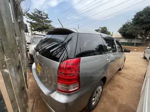 Toyota Wish 2006 Gray