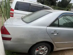Toyota Mark II 2002 Silver