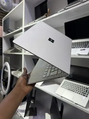 New Laptop Microsoft Surface Pro 4 8GB Intel Core i5 SSD 256GB