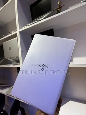 Laptop HP EliteBook 645 G9 16GB AMD Ryzen 7 SSHD+SSD 512GB