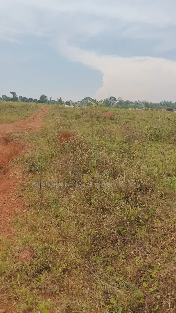 Estate Plots for Sale – Entebbe Road Ngongolo