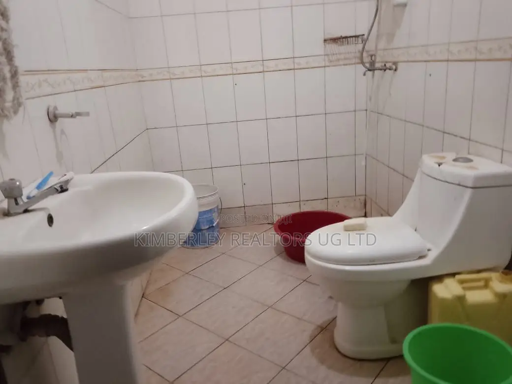 3bdrm House in Division A for sale