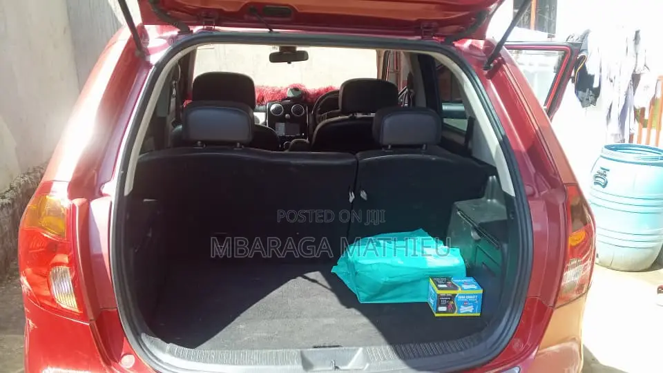 Mazda Verisa 2011 Red