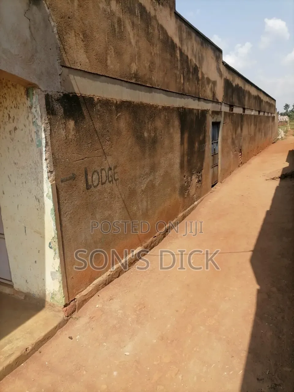 10bdrm House in Fred, Bugiri for sale
