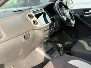 Volkswagen Tiguan S 2013 White