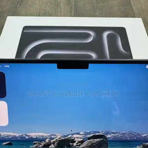 Laptop Apple MacBook Pro 2024 M4 8GB Apple M4 SSD 256GB