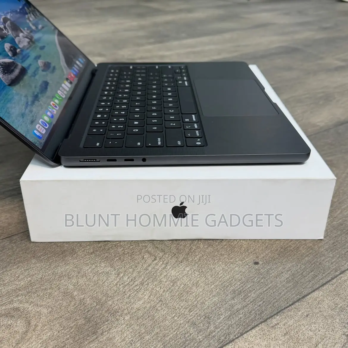 Laptop Apple MacBook Pro 2024 M4 8GB Apple M4 SSD 256GB
