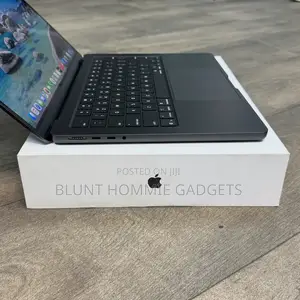 Laptop Apple MacBook Pro 2024 M4 8GB Apple M4 SSD 256GB