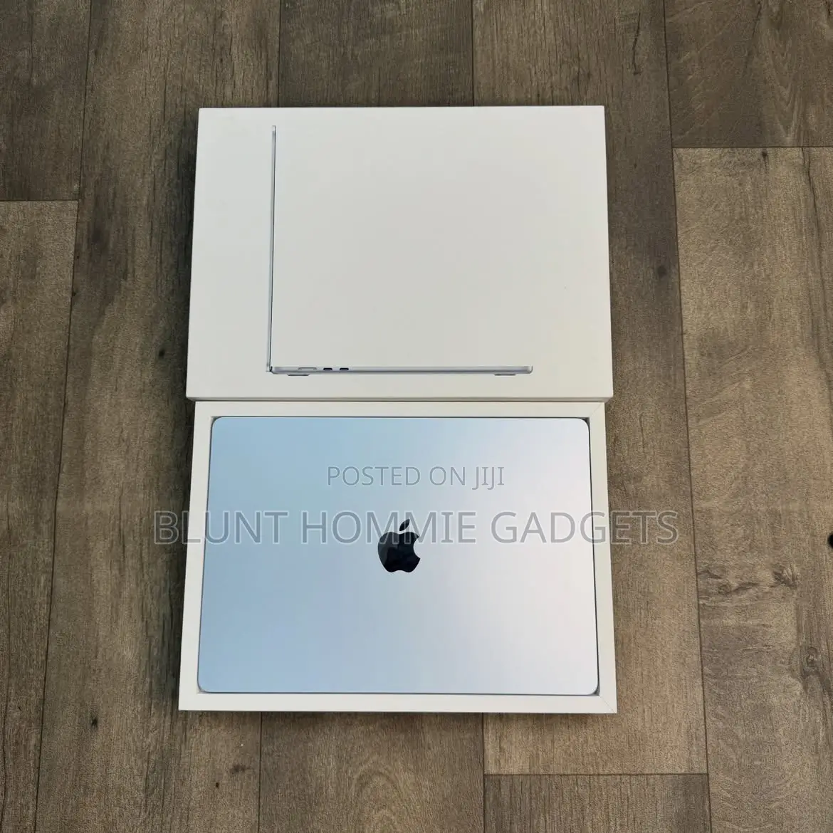 New Laptop Apple MacBook Air 2025 M4 16GB Apple M4 SSD 256GB
