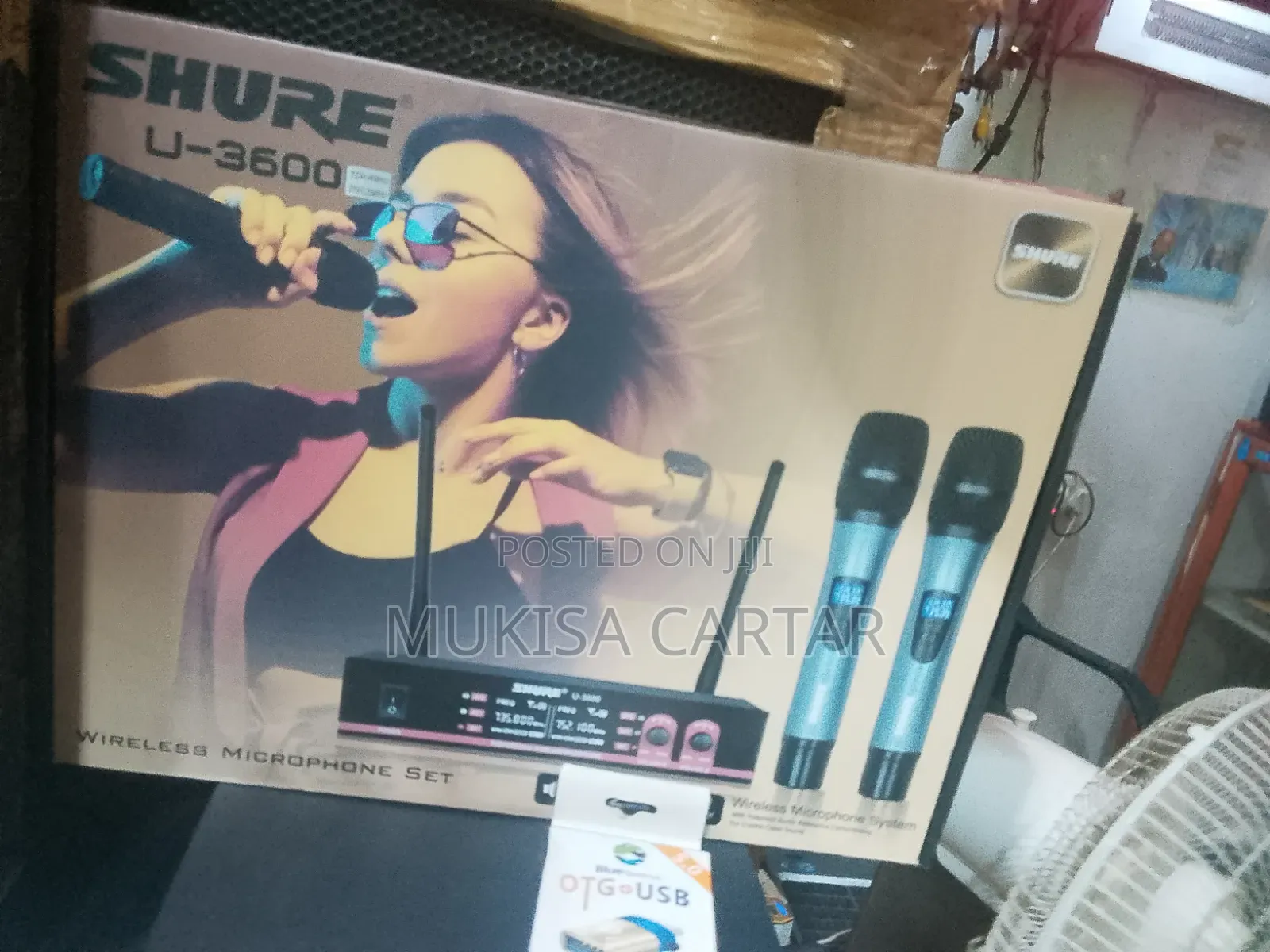 Shure U3600 Wireless Microphone