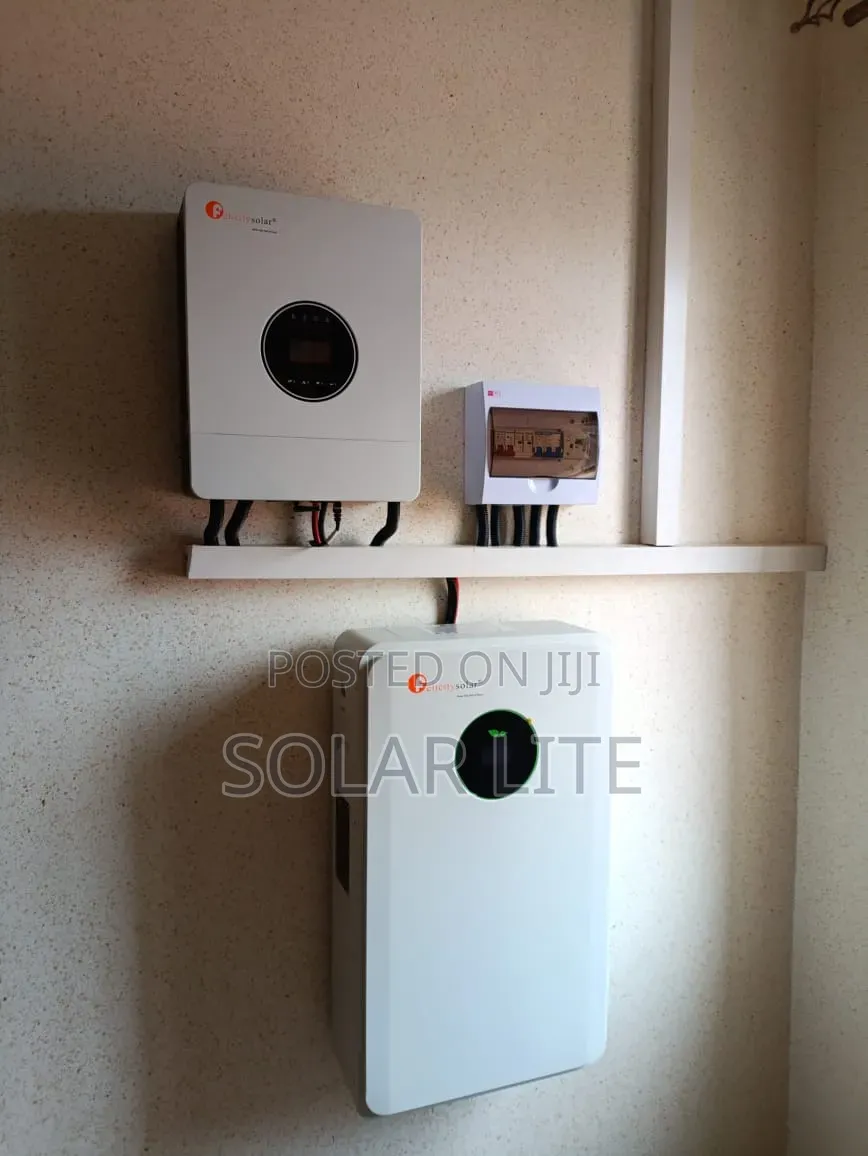 4kva Hybrid Inverter and 5kwh Lithium Battery 24v
