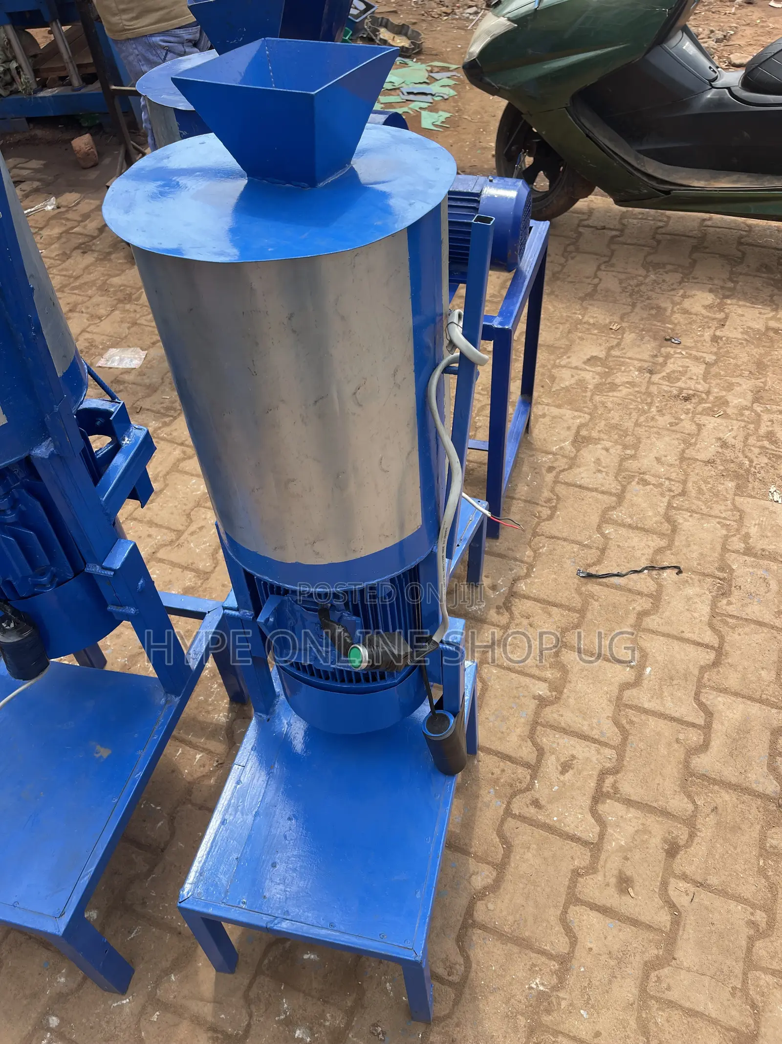 Powerful Copper Motor Imported Used 8kgs Gnuts Grinding Machine