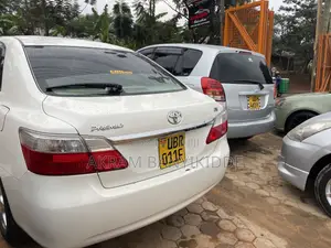 Toyota Premio 2010 White