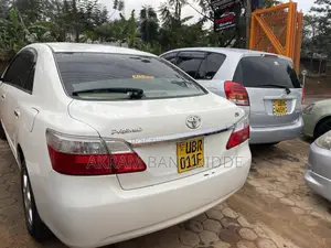 Toyota Premio 2010 White