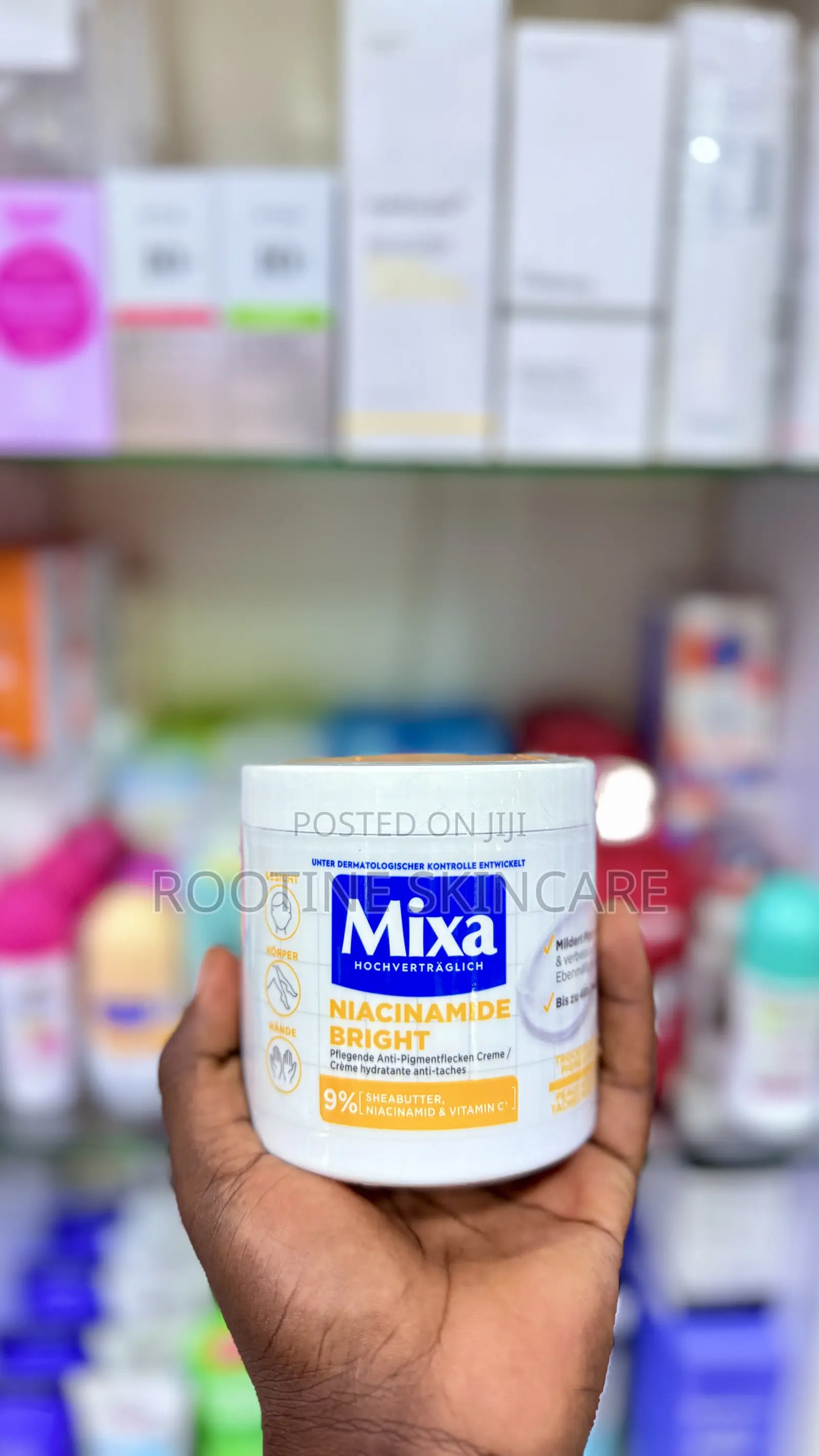 Mixa Niacinamide Bright With 9% Shea Butter and Vitamin C Cream 400mls