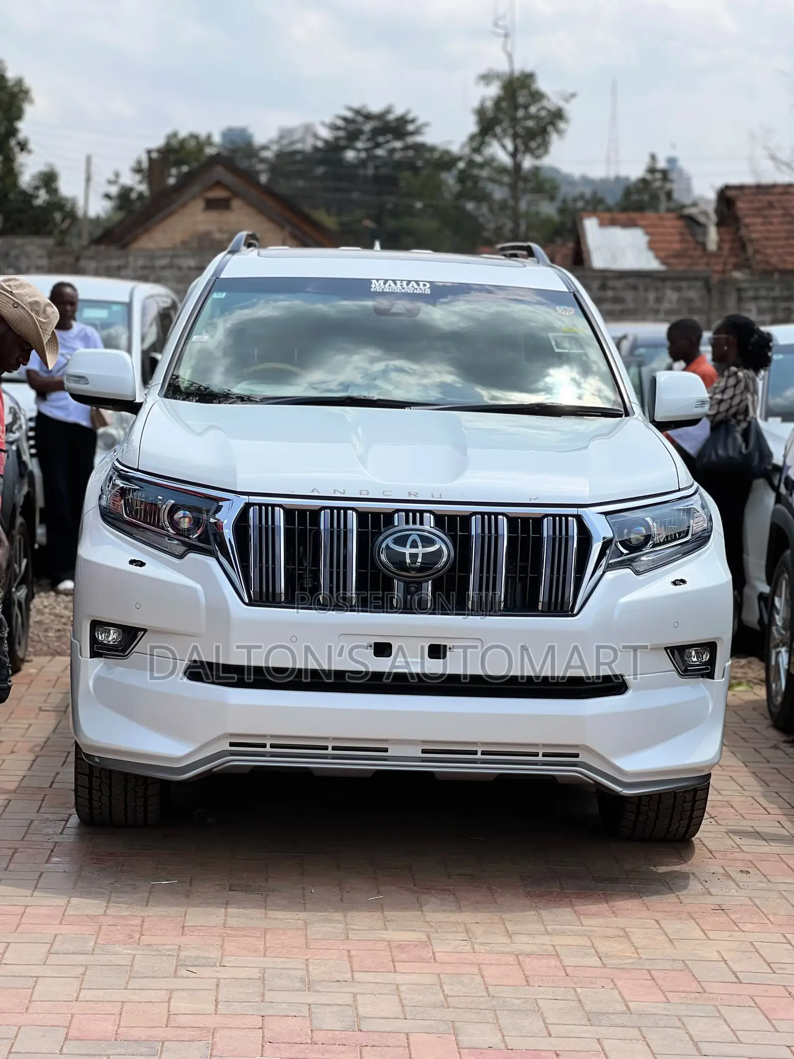 Toyota Land Cruiser Prado 2.8 2022 White
