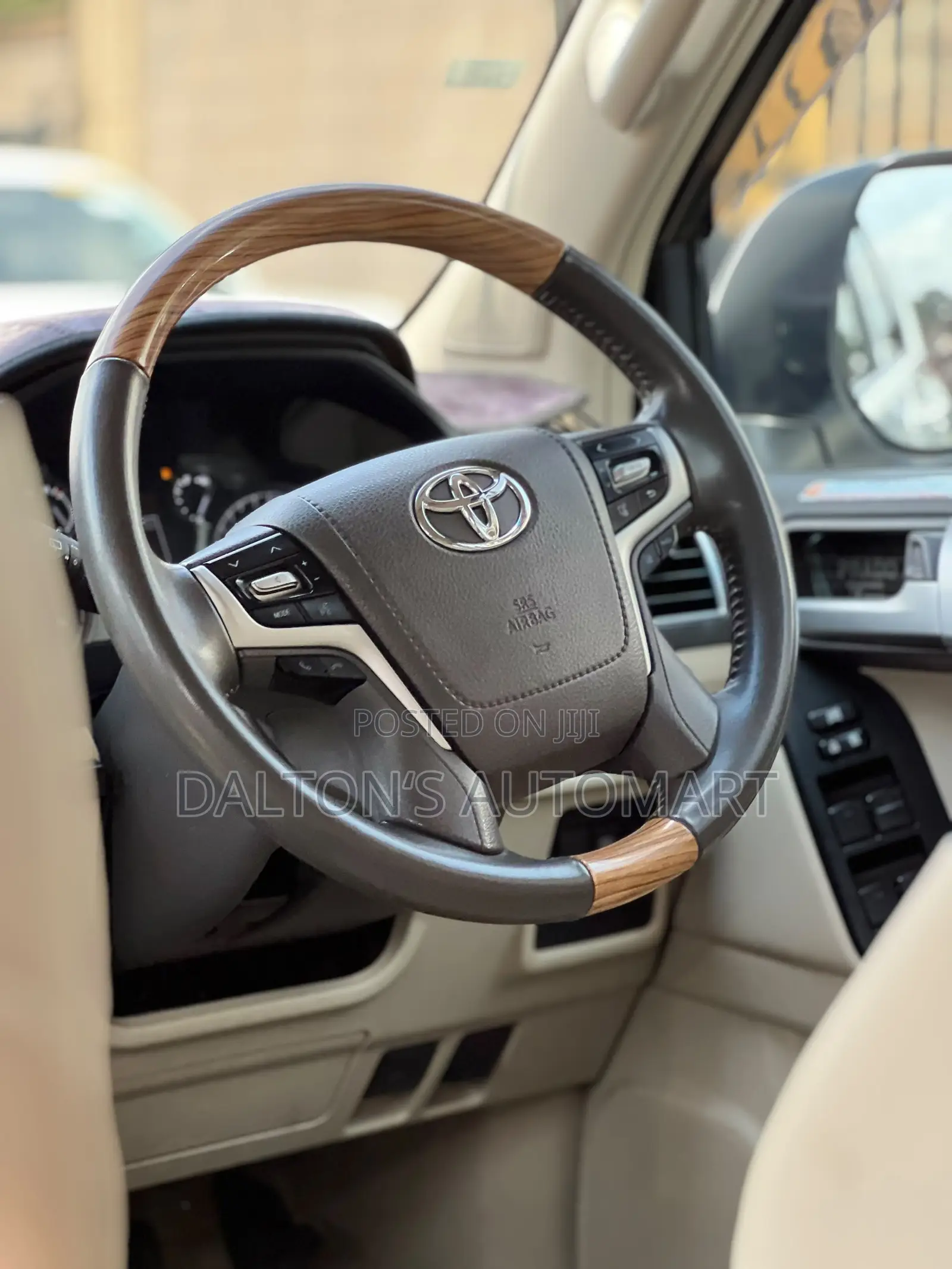 Toyota Land Cruiser Prado 2.8 2022 White