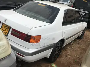 Toyota Premio 2005 White