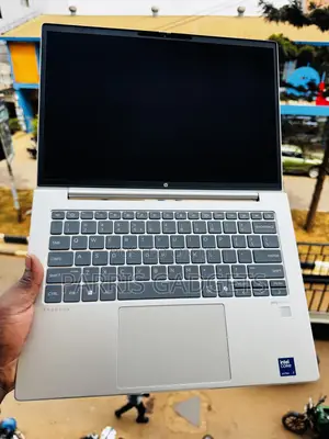 New Laptop HP ProBook 440 16GB Intel Core Ultra 7 SSD 512GB