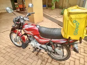 Bajaj CT 125X 2023 Red