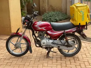 Bajaj CT 125X 2023 Red