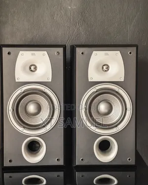 JBL Bookshelf Speakers (Pair), Natural Very Balanced Sound