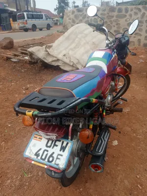 Bajaj CT 125X 2023 Red