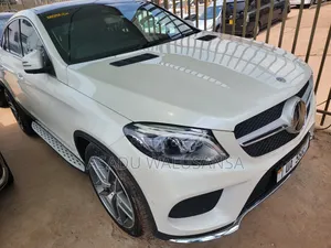 Mercedes-Benz GLE-Class 2018 White