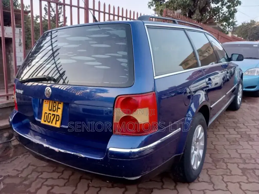 Volkswagen Passat 2008 Blue