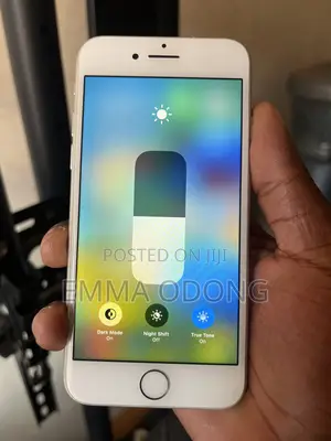 Apple iPhone 8 64 GB Silver