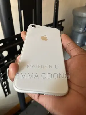 Apple iPhone 8 64 GB Silver