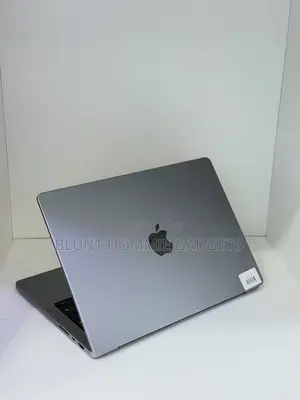 Laptop Apple MacBook Pro 2023 M2 Pro 16GB Apple M2 SSD 256GB