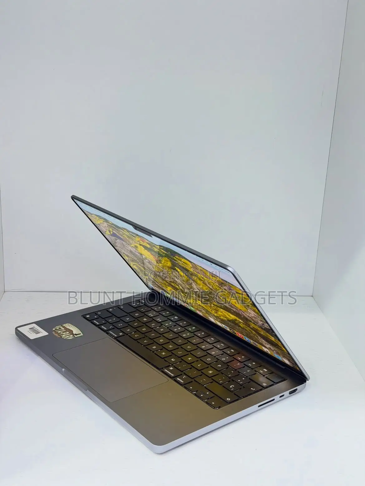 Laptop Apple MacBook Pro 2023 M2 Pro 16GB Apple M2 SSD 256GB