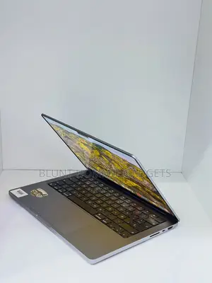 Laptop Apple MacBook Pro 2023 M2 Pro 16GB Apple M2 SSD 256GB