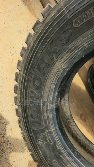 11r22.5 Linglong K.Works Brand New