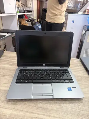 Laptop HP EliteBook 820 8GB Intel Core i5 HDD 500GB
