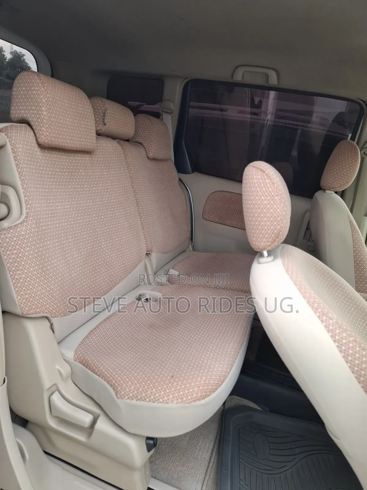 Toyota Sienta 2011 White