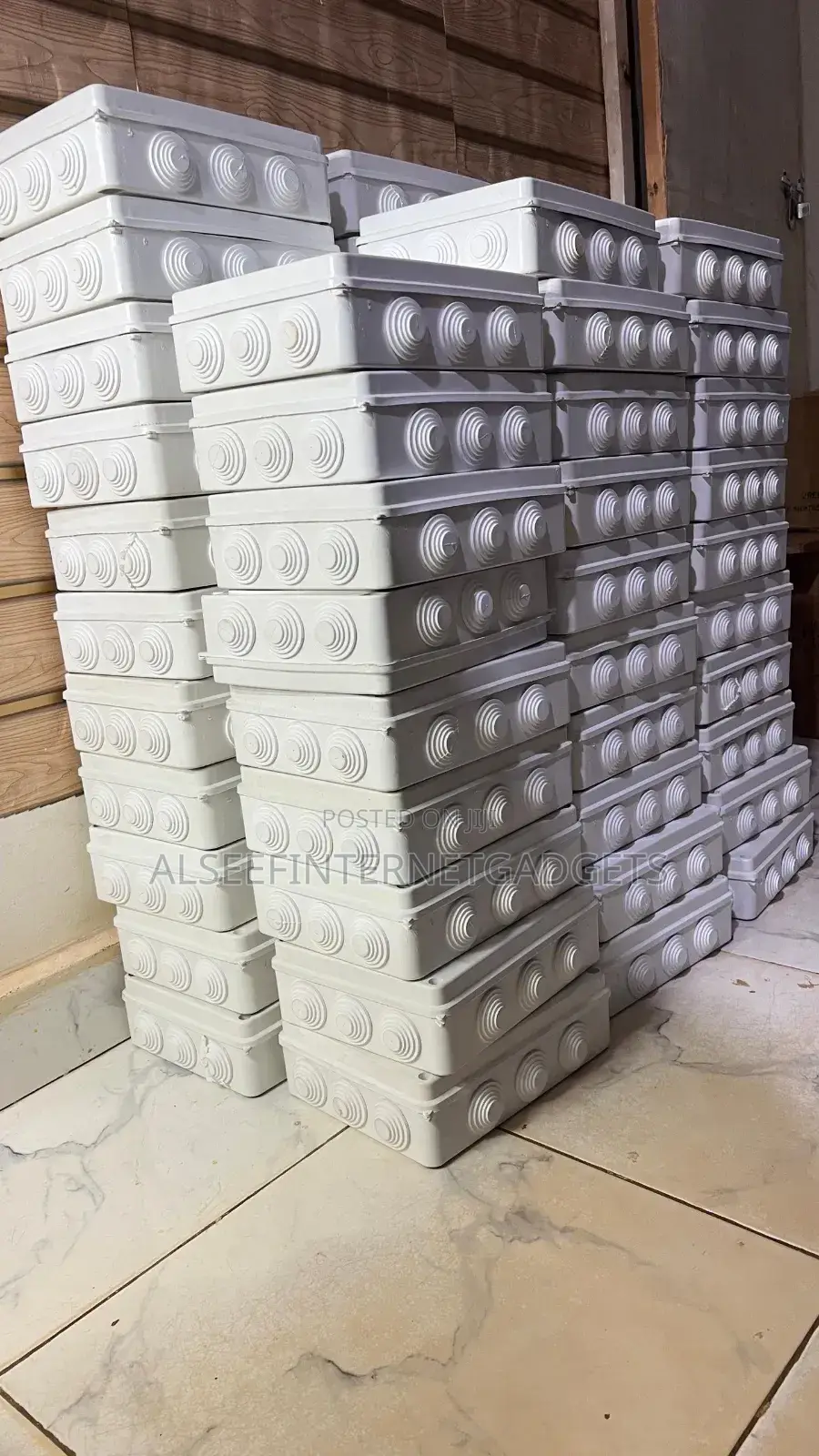 Adaptable Boxes/Junction Boxes