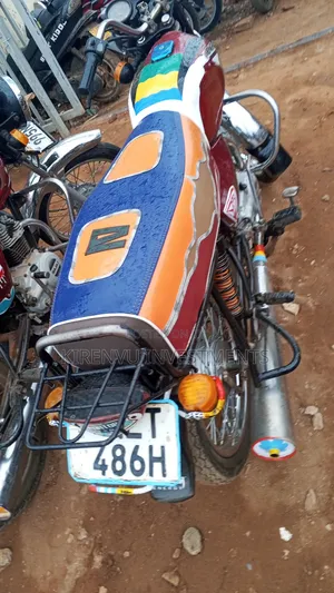 Bajaj Boxer 100 2018 Red
