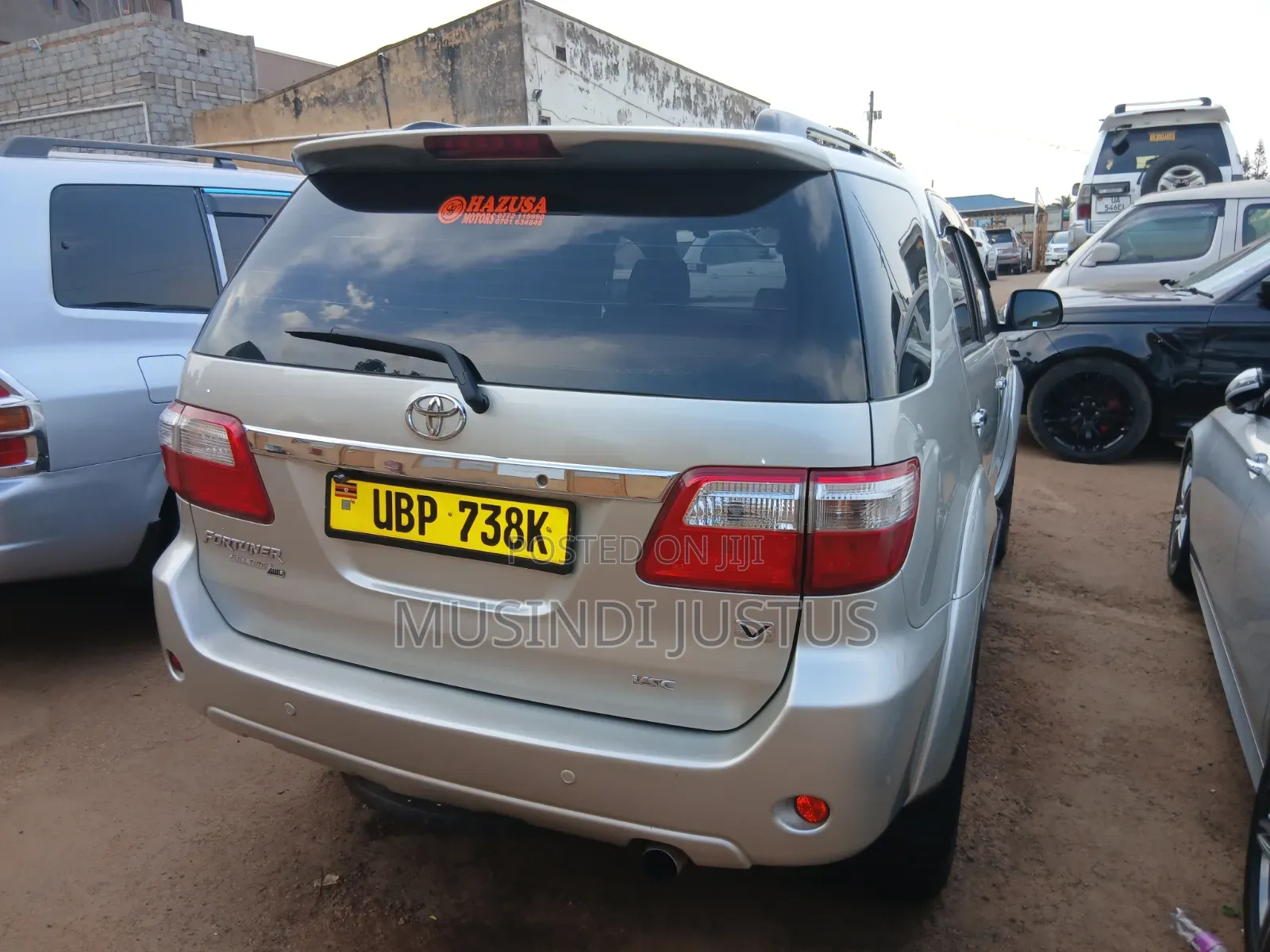 Toyota Fortuner 2012 Silver