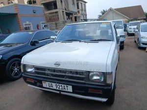Nissan Pick-Up 2.5D 1998 White