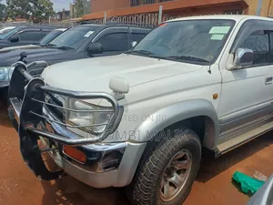 Toyota Hilux Surf 1998 White